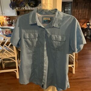 Magellan Outdoors Light Blue Casual Button Down Shirt